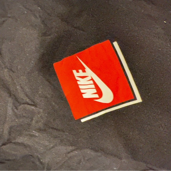 Nike tee shirt - Picture 2 of 2